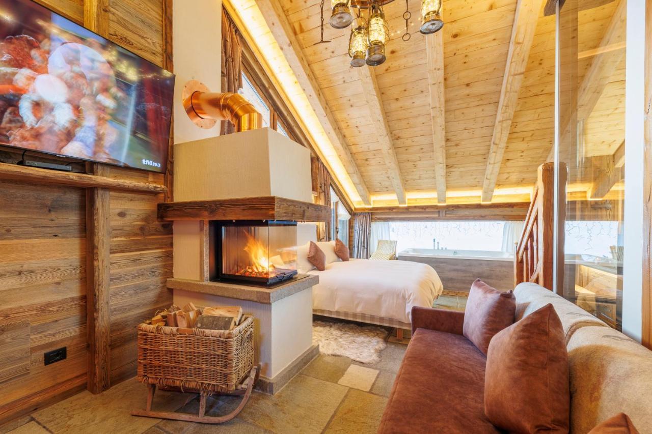 Park Chalet Village Livigno Exterior foto