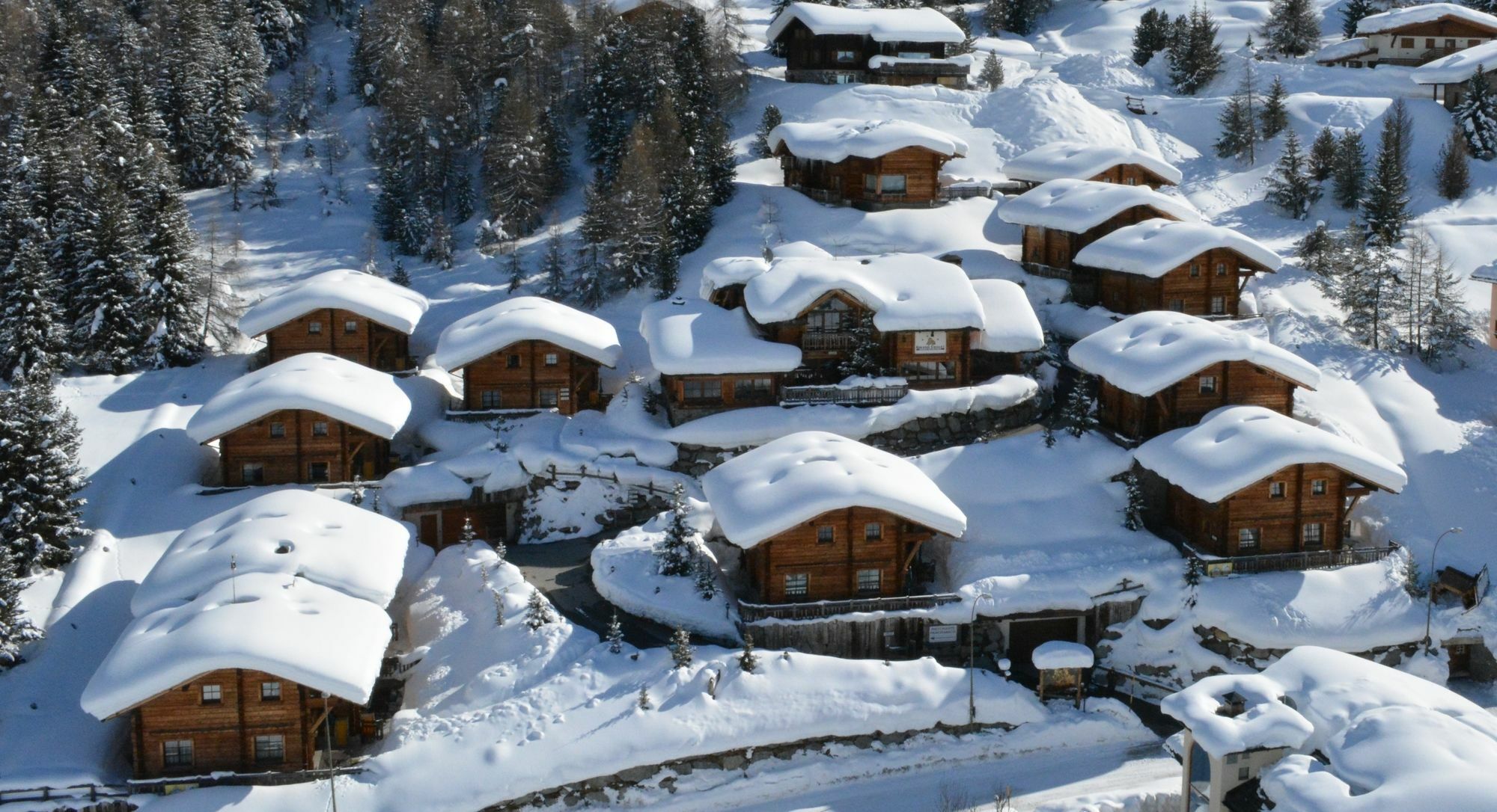 Park Chalet Village Livigno Exterior foto